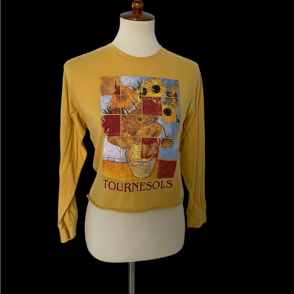 Tournesols‎ (i.e. sunflowers) Long Sleeve Tee Size Medium